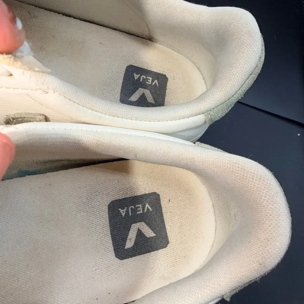 VEJA Campo White Sage Suede V Leather Sneakers Women’s US 7.5 EU 38.5